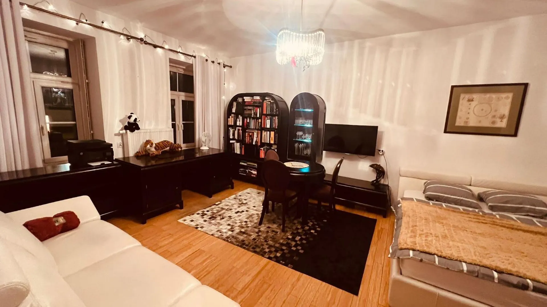 Centrum Cozy Entire Flat Apartment Warsaw